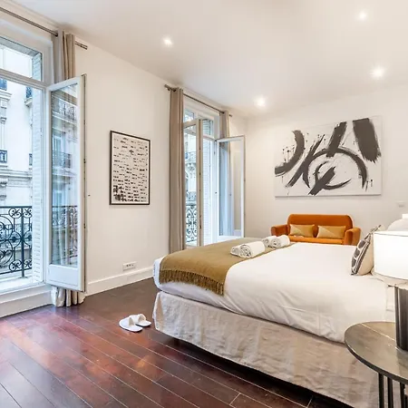 Sweett - Triangle D'or Apartman