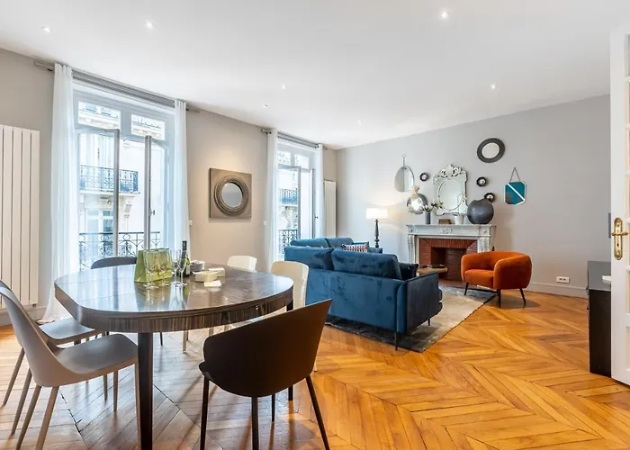 Sweett - Triangle D'or باريس