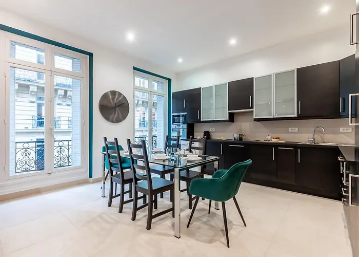 Sweett - Triangle D'or باريس