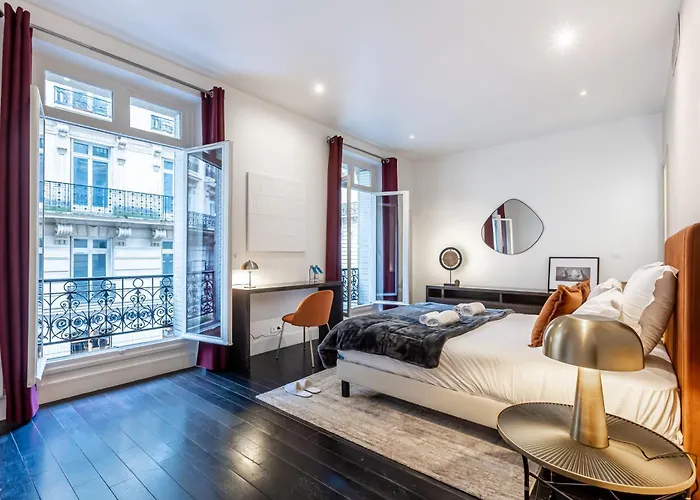 Sweett - Triangle D'or Apartment
