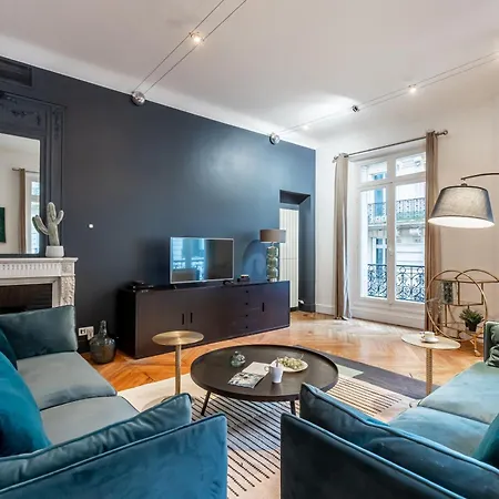 Sweett - Triangle D'or 파리